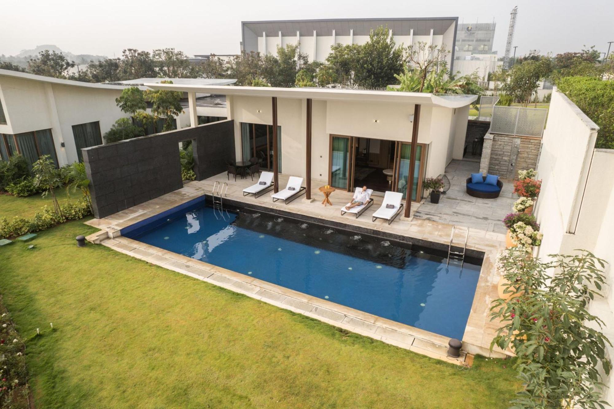 Jw Marriott Hotel Bengaluru Prestige Golfshire Resort & Spa Avati 외부 사진