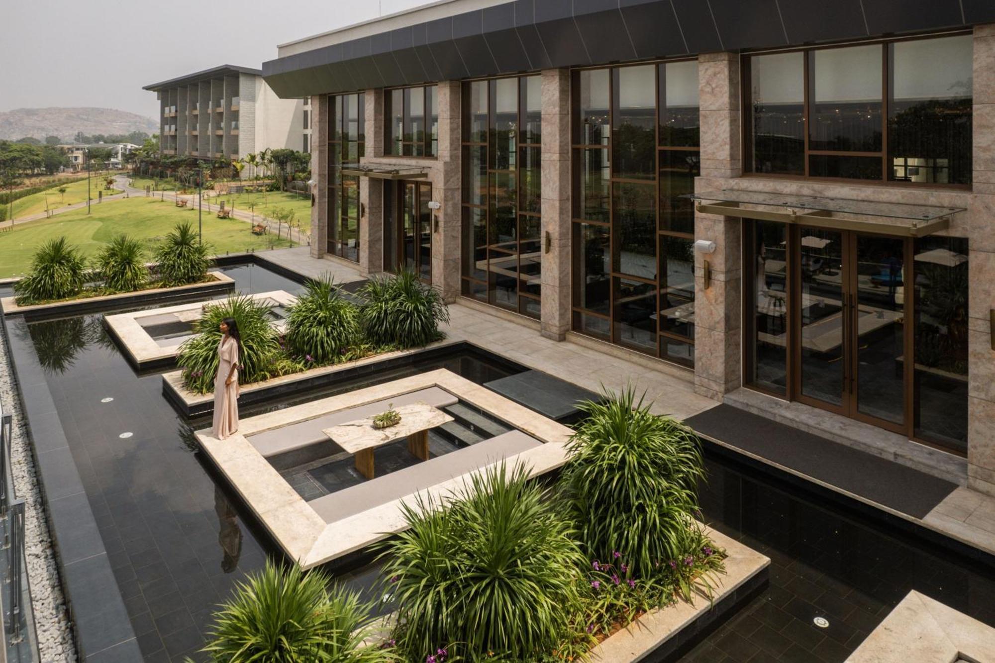 Jw Marriott Hotel Bengaluru Prestige Golfshire Resort & Spa Avati 외부 사진
