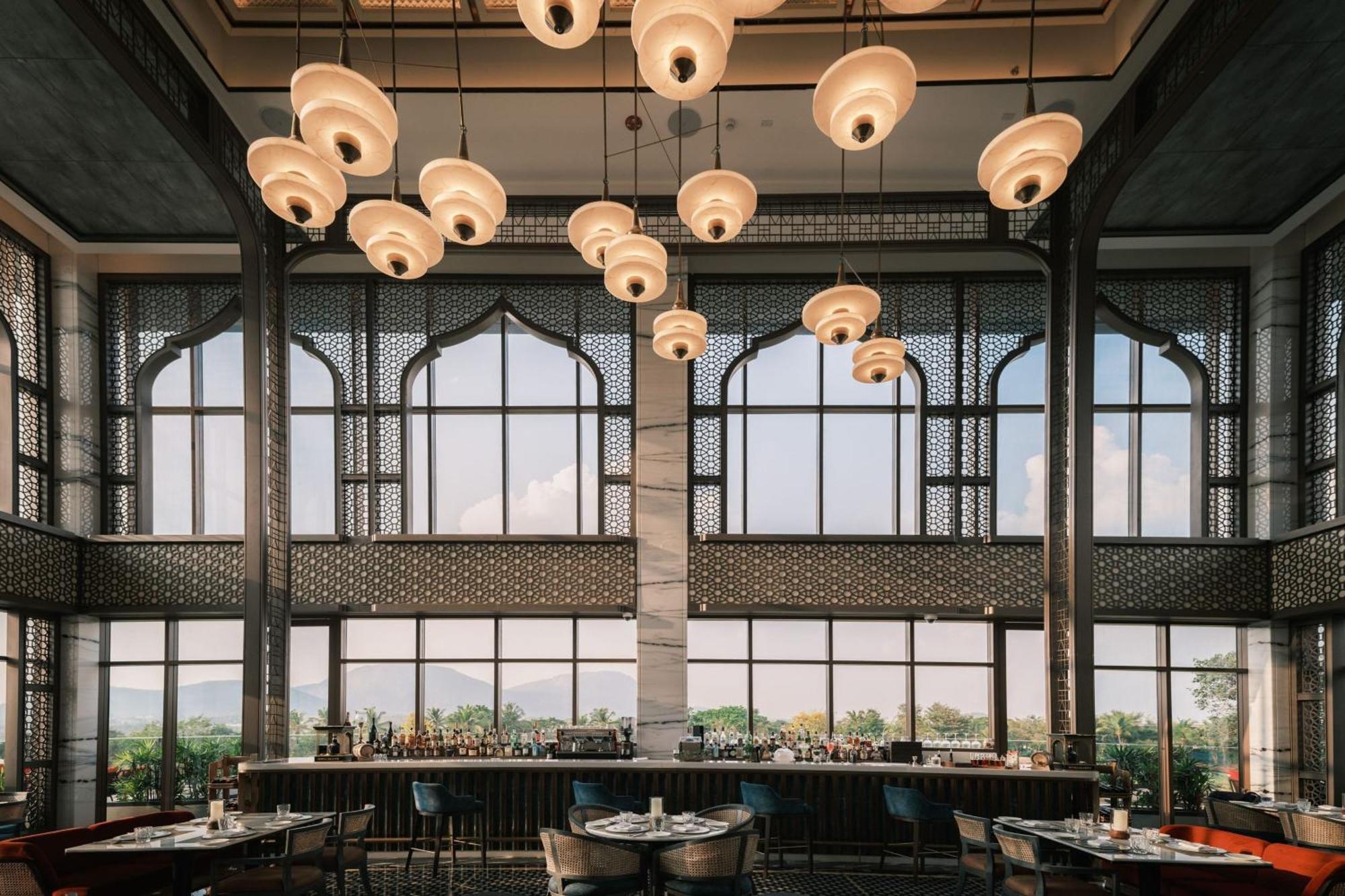 Jw Marriott Hotel Bengaluru Prestige Golfshire Resort & Spa Avati 외부 사진