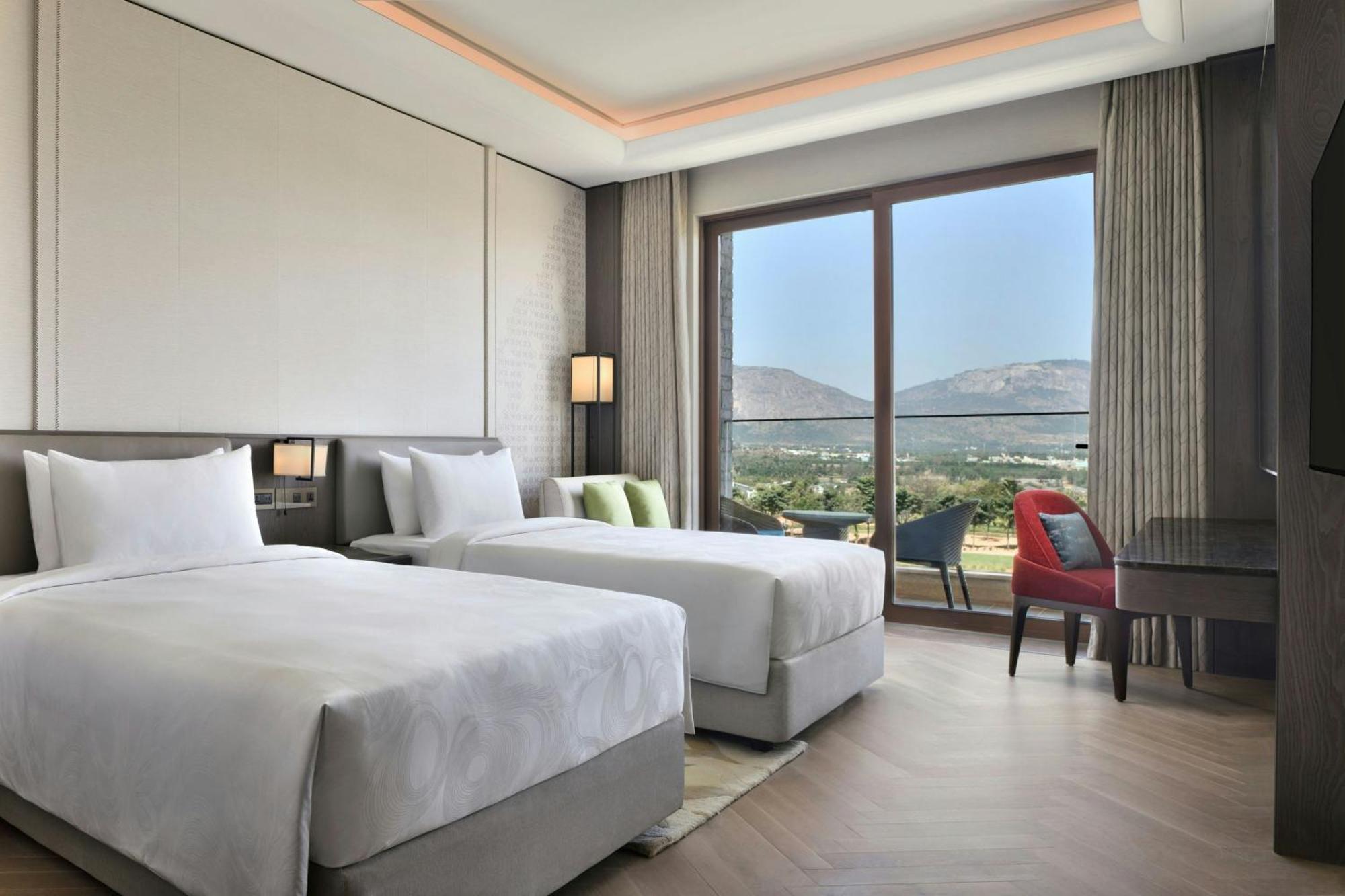 Jw Marriott Hotel Bengaluru Prestige Golfshire Resort & Spa Avati 외부 사진