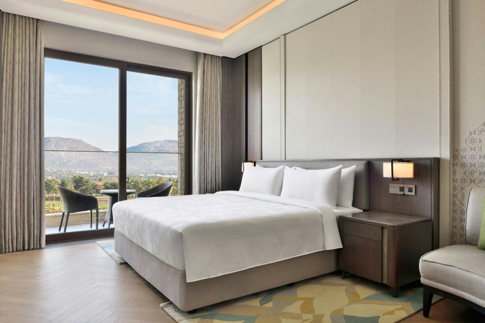 Jw Marriott Hotel Bengaluru Prestige Golfshire Resort & Spa Avati 외부 사진